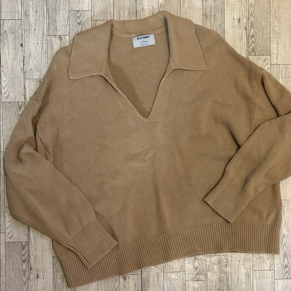 Old Navy Women's Tan Collared V-Neck Sweater
